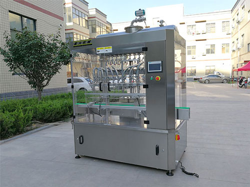 自動(dòng)定量灌裝機(jī)實(shí)拍