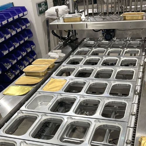 全自動(dòng)調(diào)味醬灌裝機(jī)封口設(shè)備