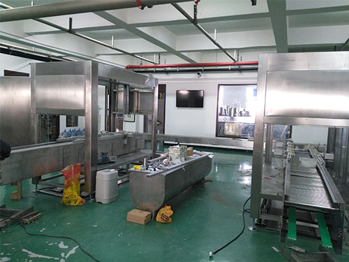 成套桶裝液體水溶肥自動化灌裝機(jī)線