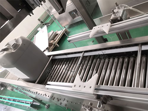 成套桶裝液體水溶肥自動化灌裝機(jī)線