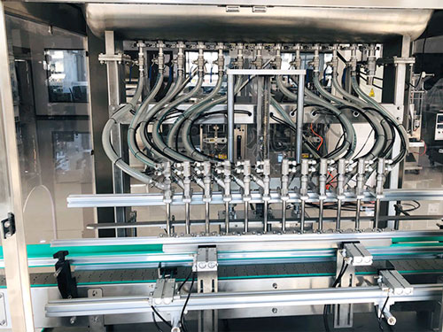 全自動(dòng)跟蹤式灌裝機(jī)