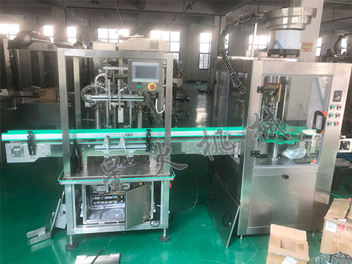 化工試劑自動(dòng)灌裝機(jī)械設(shè)備