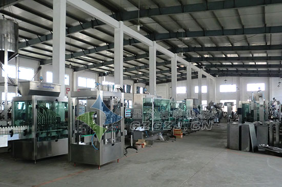 星火灌裝機(jī)車間實(shí)拍